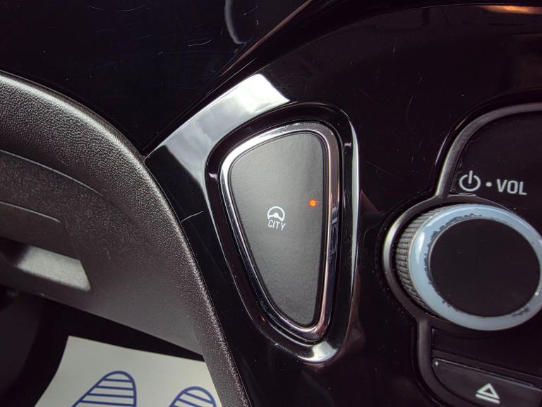 2016 Vauxhall ADAM 1.2i Slam 3dr HATCHBACK PETROL Manual