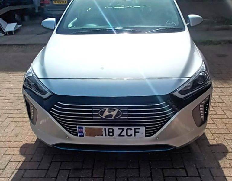 Hyundai ioniq hatchback breaking sale parts
