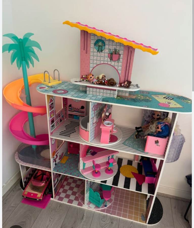 LOL Surprise Dolls house