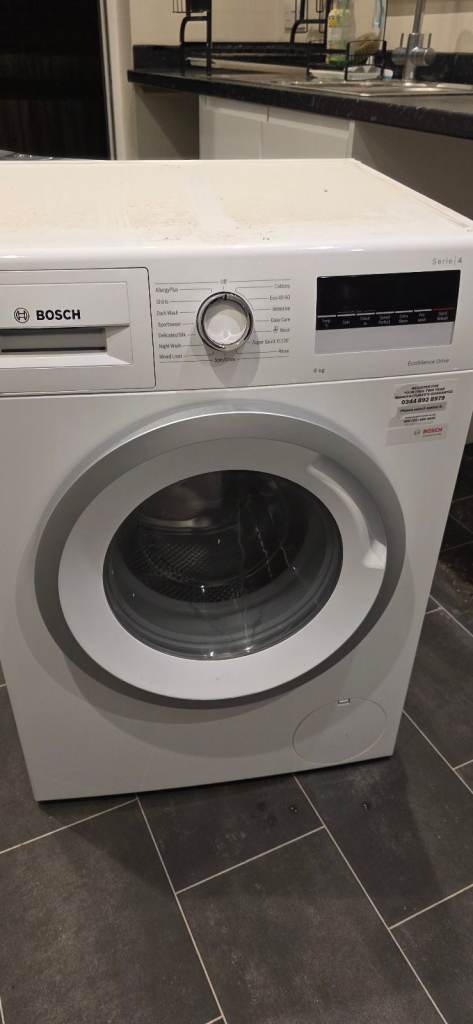 Bosch Series | 4 Washing Machine - White