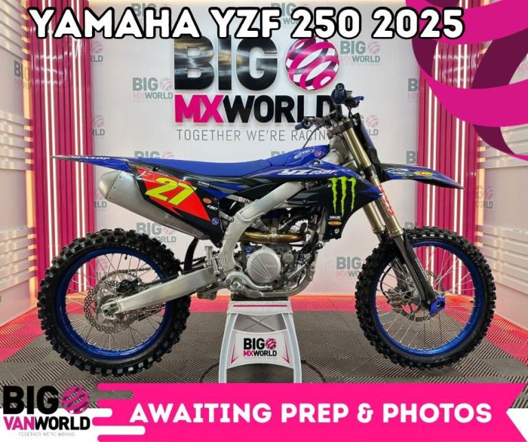 Yamaha YZF 250 2025 - 34Hrs - Stock & Clean