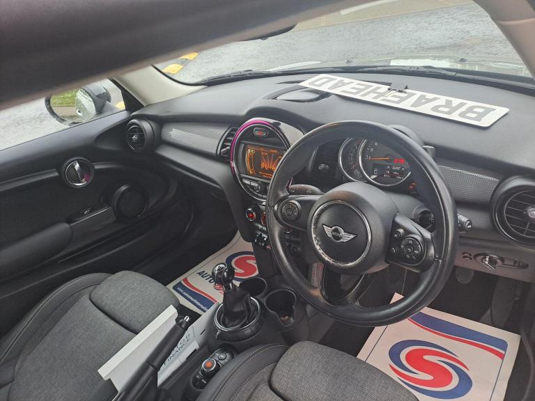 2016 MINI Hatch 1.5 Cooper Euro 6 (s/s) 3dr HATCHBACK Petrol Manual