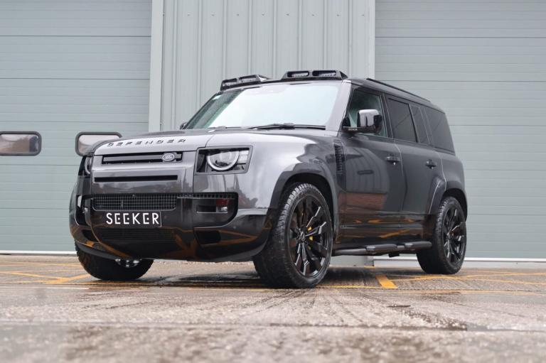 2025 Land Rover Defender 110 2026 HARDTOP S  BIG SPEC WITH UPGRADE SVR FRONT AND REAR SEATS  BY S...