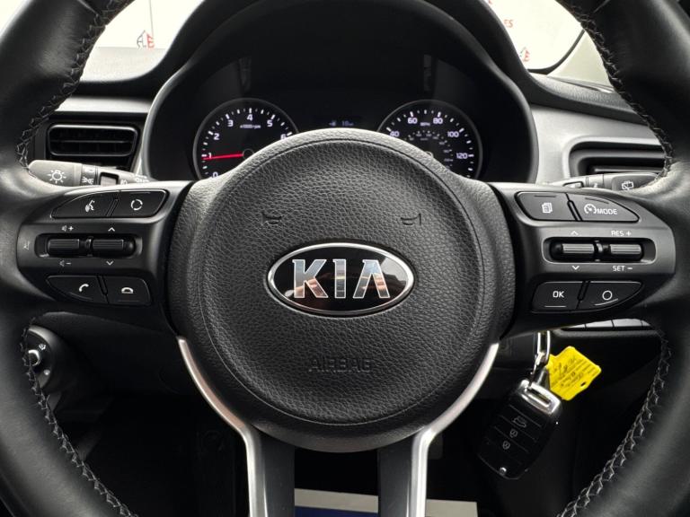 2017 Kia Stonic 1.0 T-GDi 2 Euro 6 (s/s) 5dr HATCHBACK Petrol Manual