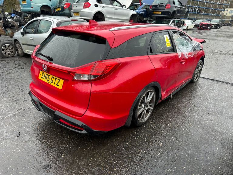 2015 HONDA CIVIC MK9 ESTATE BREAKING SPARES PARTS