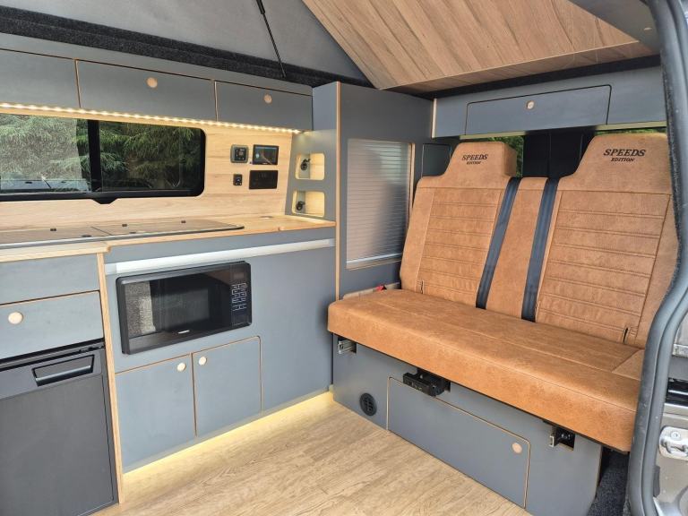 Ford Transit Custom Limited SPEEDS EDITION Camper 130ps 4Berth, HIGH SPEC