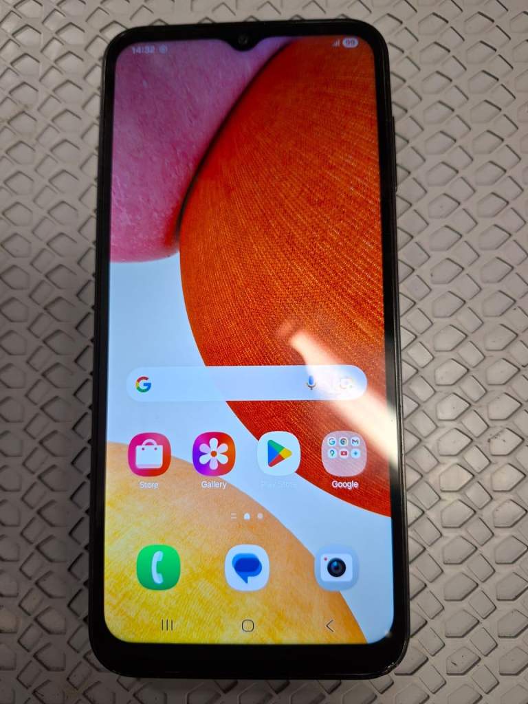 Samsung Phone - 1 year old