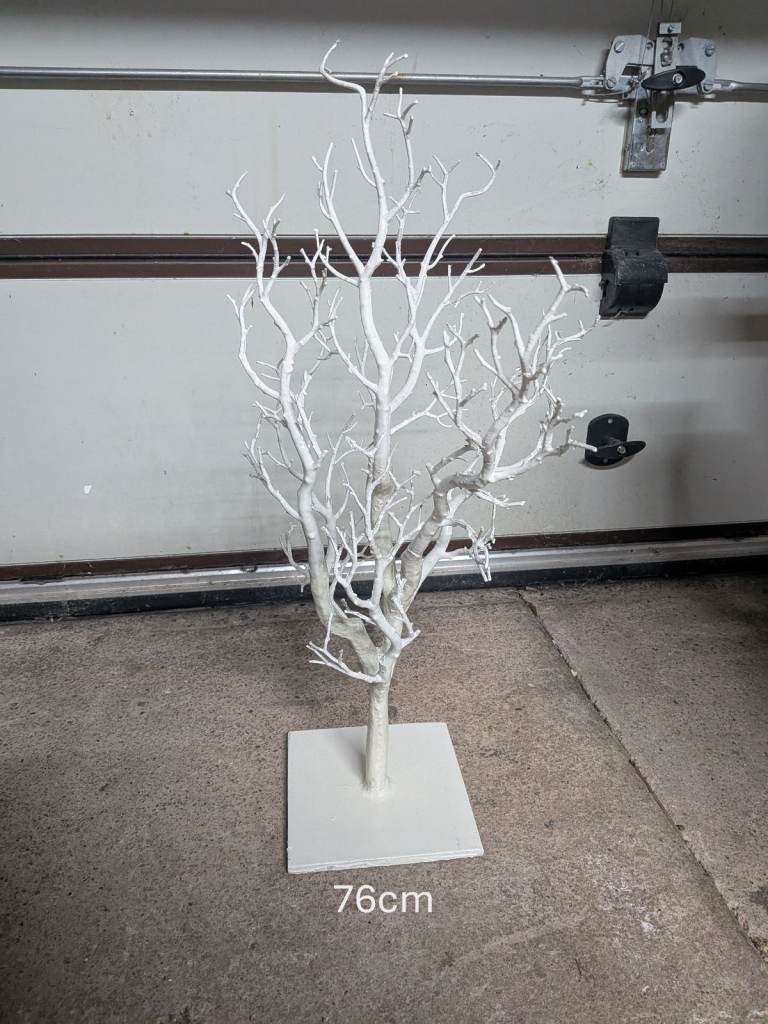 Bulk Lot White “Twiggy Trees” 44 Decorative Trees (76cm & 110cm) Weddings / Events / Displays – York