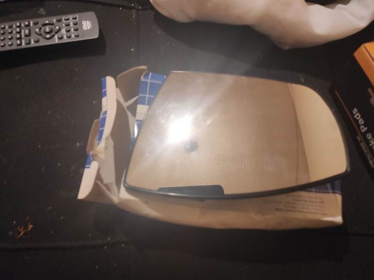 Ford eco sport passenger side heated mirror glass