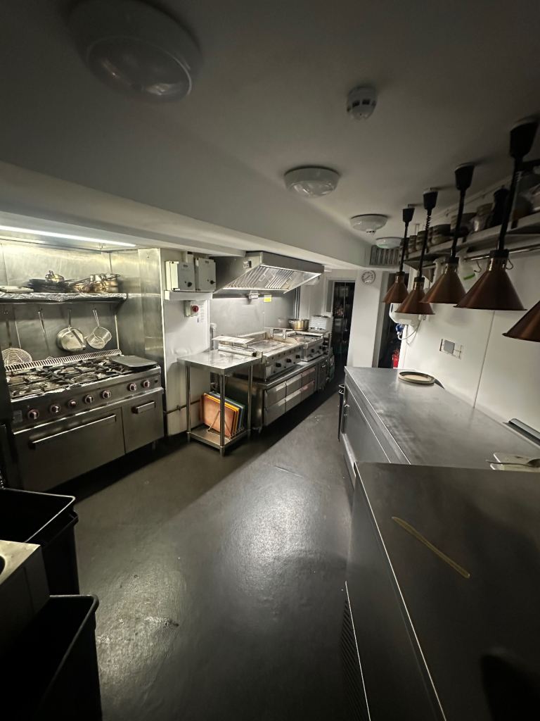 Commercial Kitchen For Rent in West End