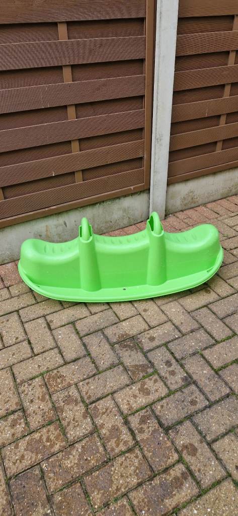 image for CHAD VALLEY GREEN ROCKING CROCODILE. IN EXCELLENT CONDITION.