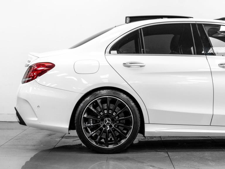 2015 Mercedes-Benz C Class 4.0 C63 V8 BiTurbo AMG (Premium) SpdS MCT Euro 6 (s/s) 4dr SALOON Petr...