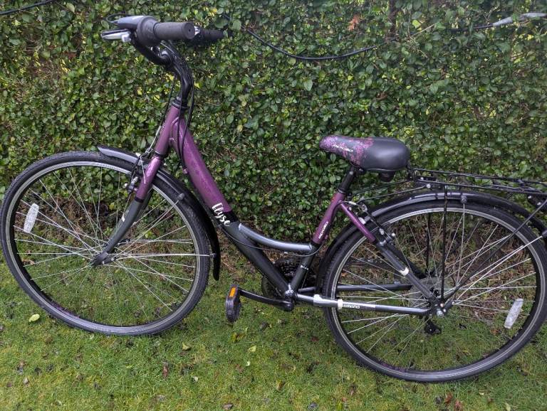 Brand New Ladies Apollo Elyse Bike RRP £245 Selling For £80