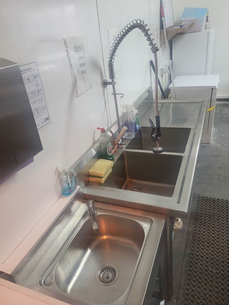 Dark Kitchen/Pizzeria for Sale