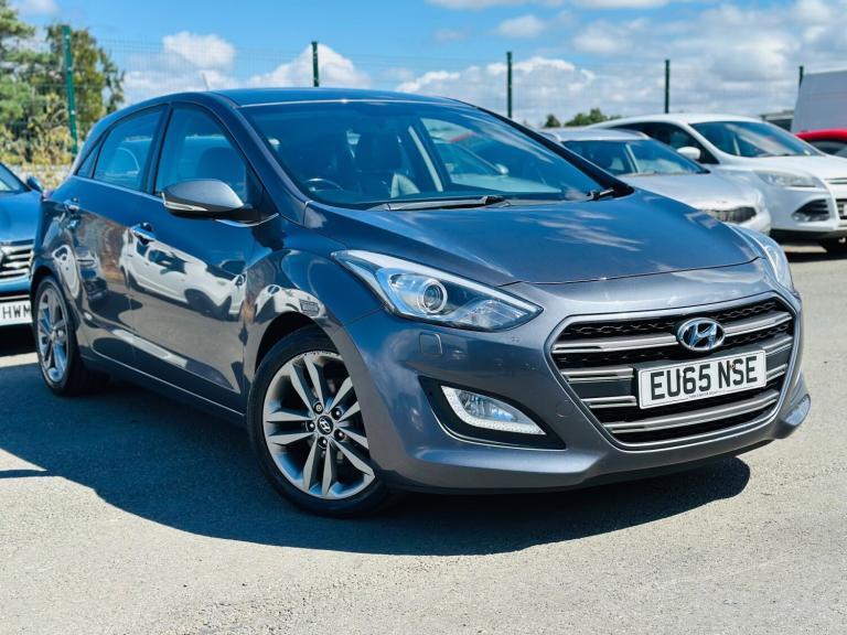 HYUNDAI I30 1.6 CRDi Blue Drive Premium 2015
