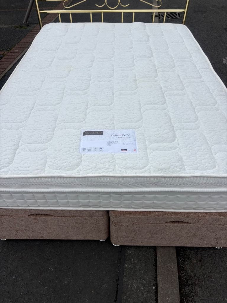 DOUBLE OTTOMAN BED AS NEW £120 DELIVERED 