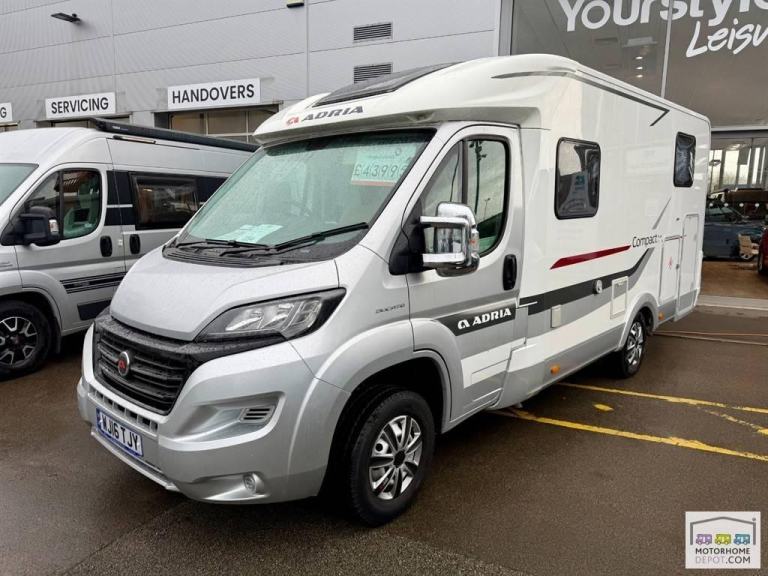 Adria Compact Plus SLT