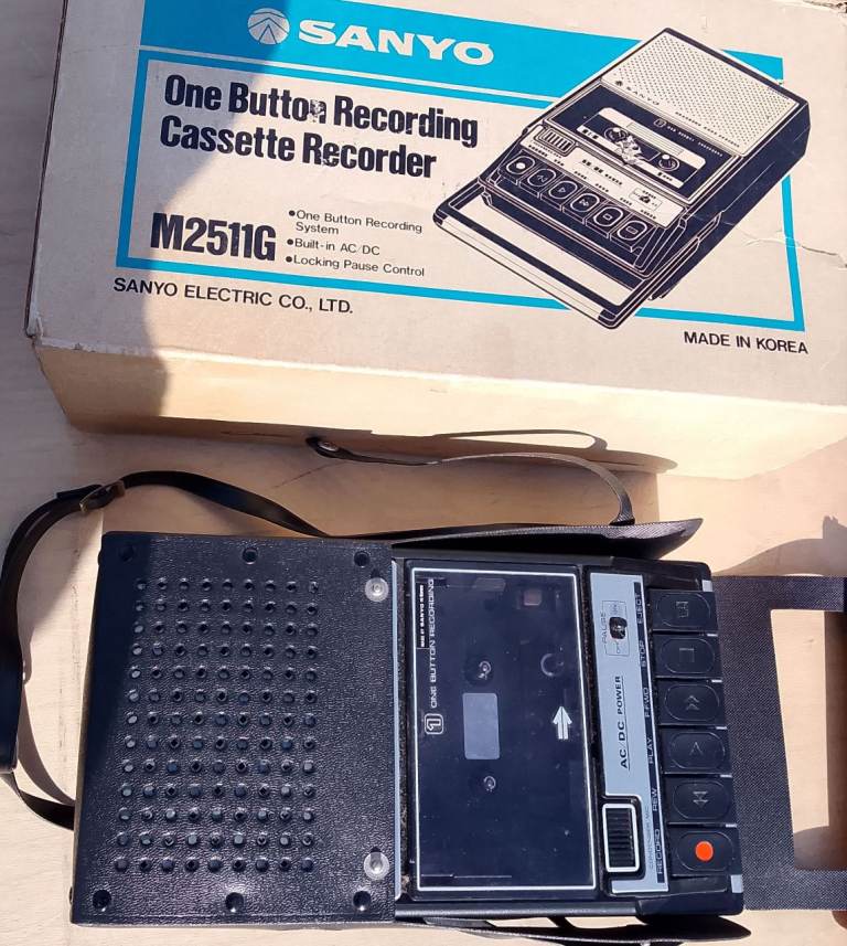 New unused boxed sanyo projector tape player recorder 