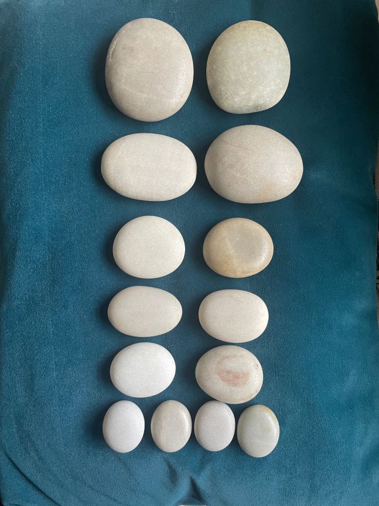 Massage stones 