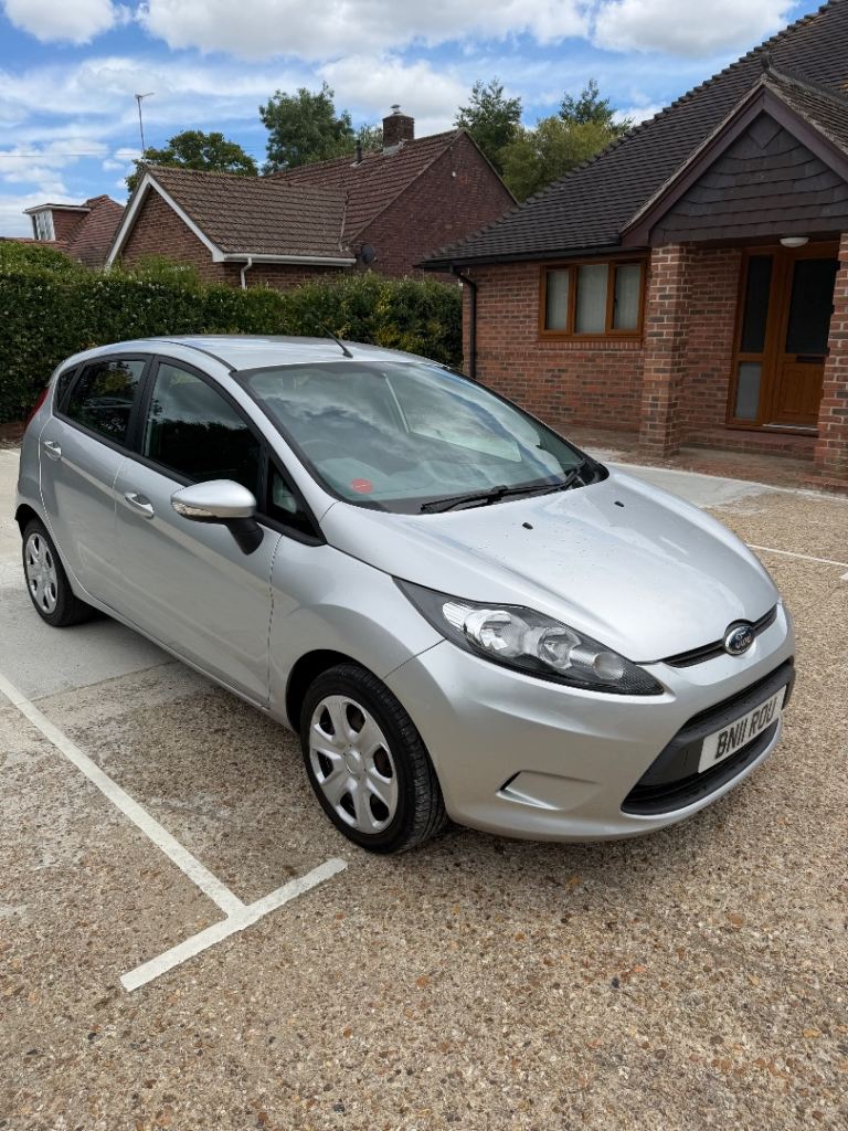 Ford, FIESTA, Hatchback, 2011, Manual, 1242 (cc), 5 doors
