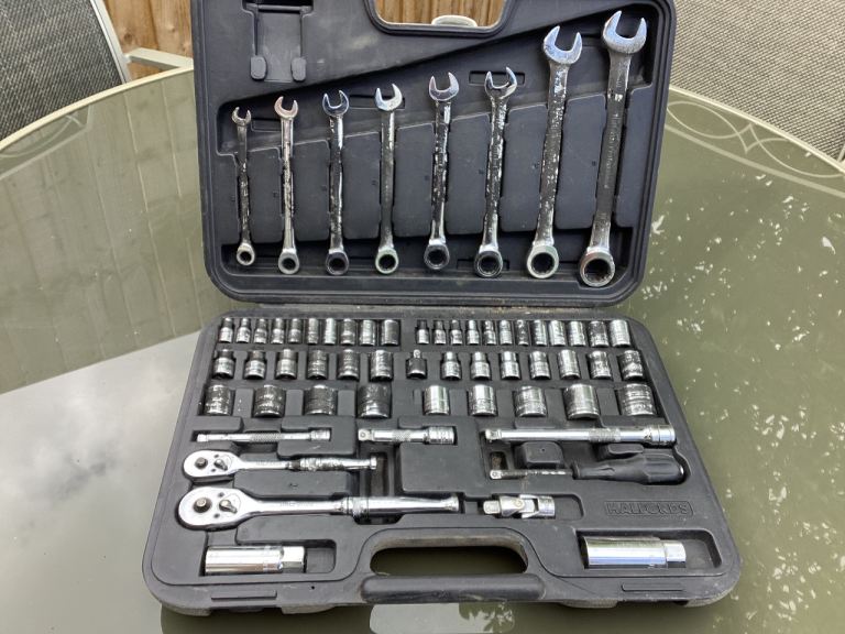  Halfords socket and Spanner Set in Carry Case – Good Condition