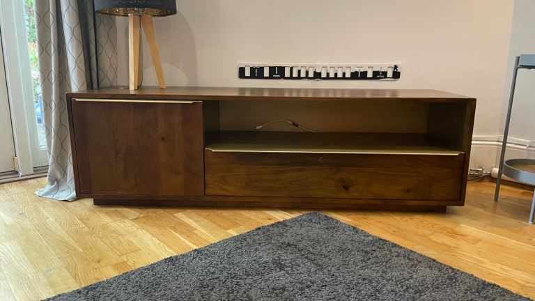 Stylish Walnut TV/Media Unit with Brass-Effect Handles