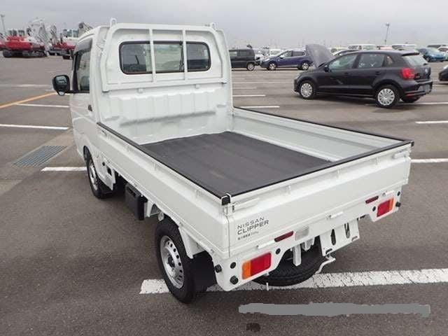 Nissan clipper 660 cc dx 4wd mini pick up only 9 miles japanese import 2024