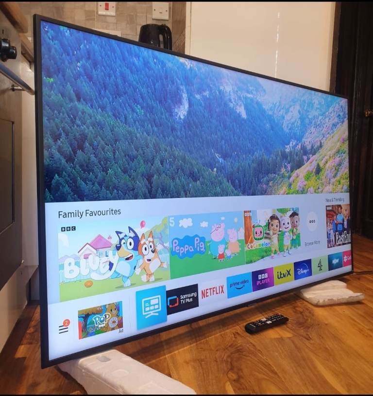 40"SAMSUNG 4K CRYSTAL ULTRA HD SMART WIFI LED TV 119£