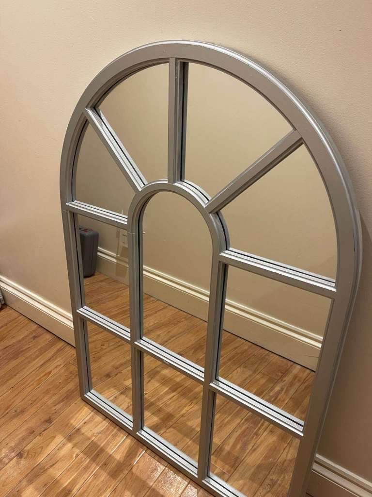 Elegant Arched Window-Style Mirror – Great Condition