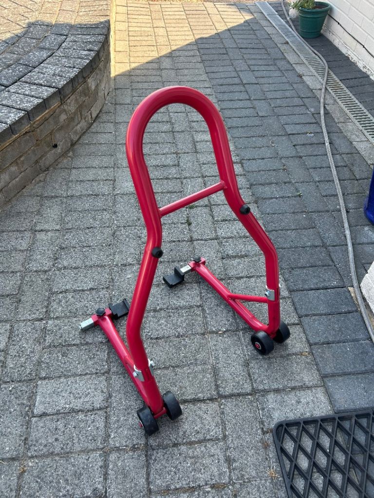 Motorcycle paddock stand 