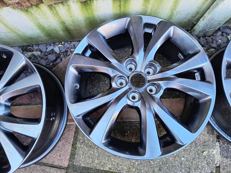 Mazda CX-30 18 inch Alloys