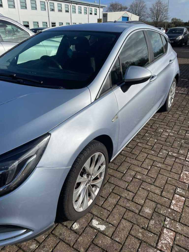 2016 Vauxhall Astra 1.4i Design Hatchback 5dr Petrol Manual Euro 6 (100 ps)