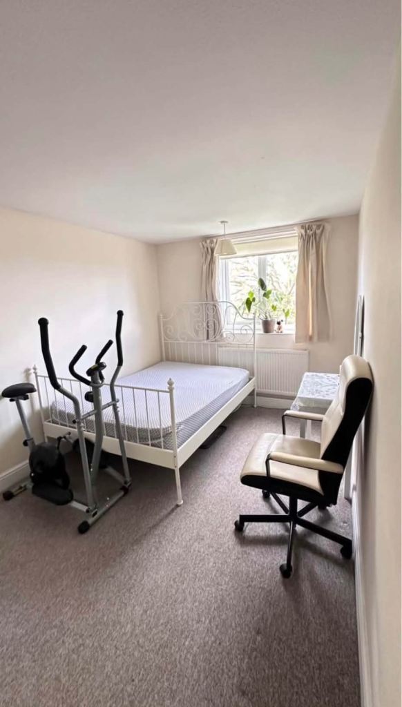 DOUBLE ROOM FOR RENT Whitton 