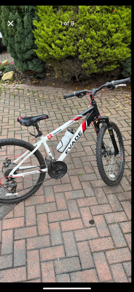 Apollo Evade Mountain Bike unisex In Very Good Working condition 