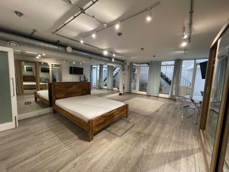 Large 1 bed Stanmore St, Islington, London N1 - ref: 1765
