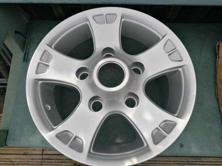 Defender - Disco 1 Alloy Wheel 8x16 Silver NEW