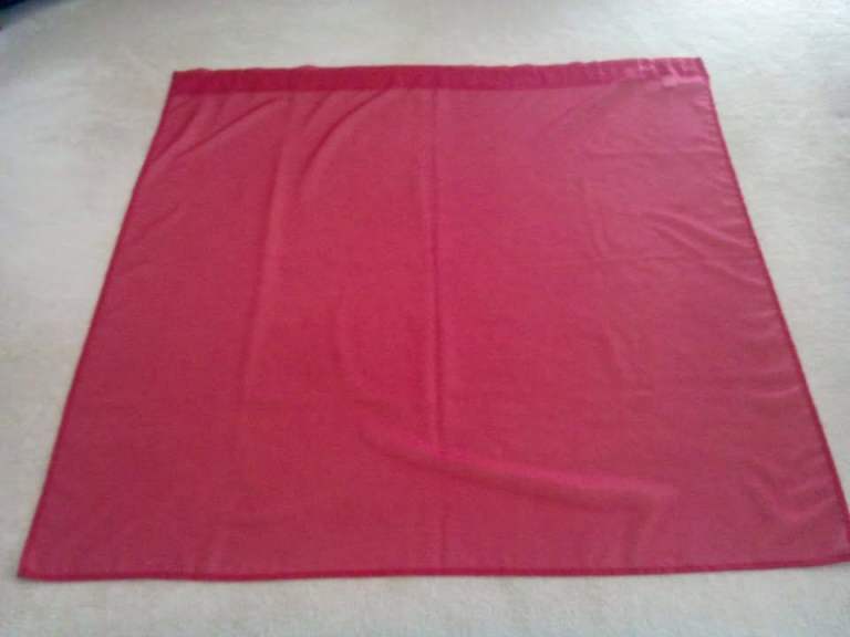 Red Window Curtain Panel Complete with Cafe Curtain Pole & Fittings