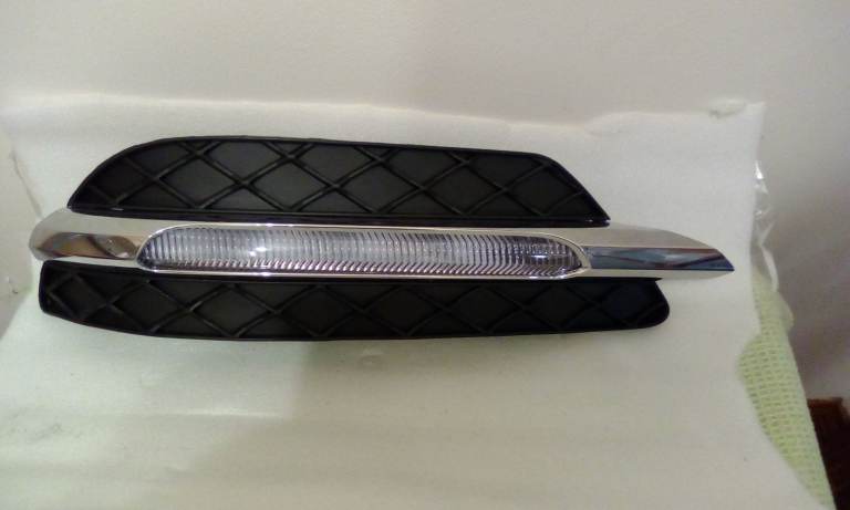 BRAND NEW MERCEDES BENZ  DAYTIME RUNNING LIGHT
