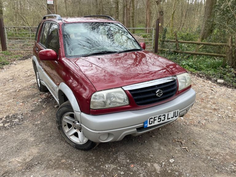Suzuki grand vitara 4x4 2l manual 4x4