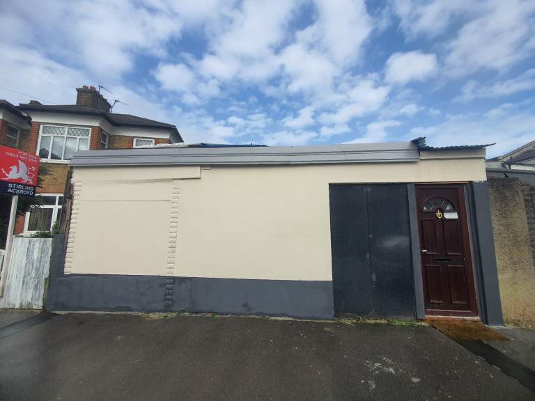 Freehold unit deposit for sale