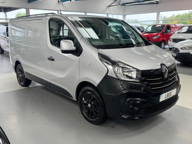 2019 Renault Trafic SL27 dCi 120 Sport Nav Van PANEL VAN DIESEL Manual