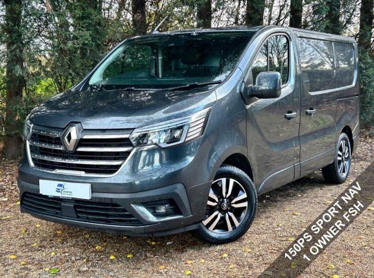 72(22) RENAULT TRAFIC Sport Plus SL28 SWB 2.0 dCi Blue Euro6 (150PS) 84K FSH