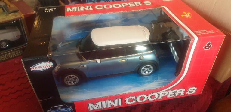 1/14 Rastar mini cooper s radio control 