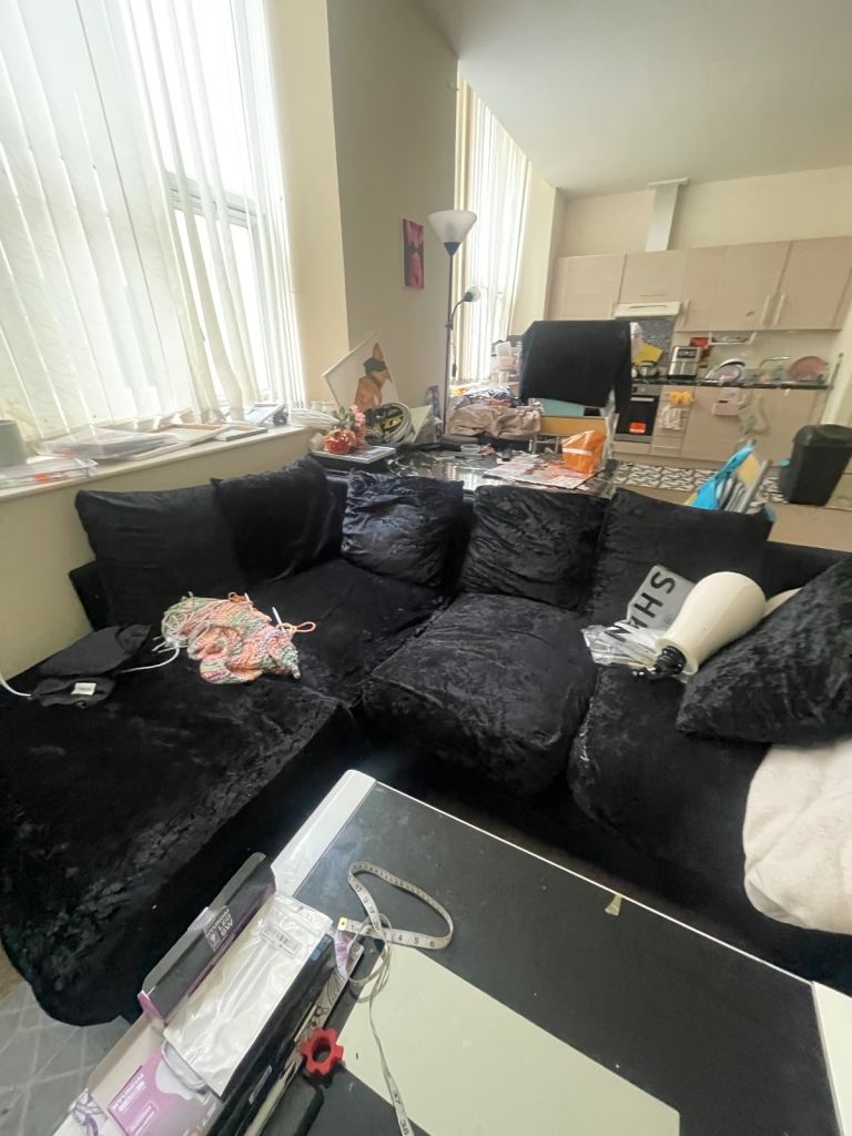 L shape 4 seater sofa