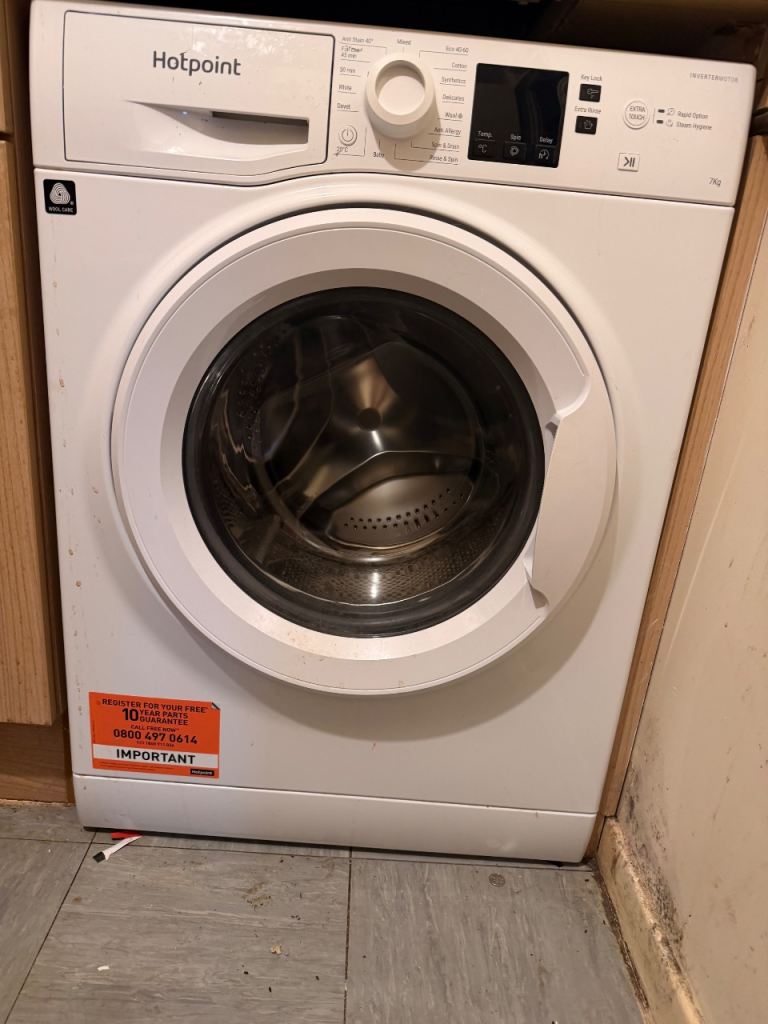 Hotpoint Washing Machine – White, Good Working Order