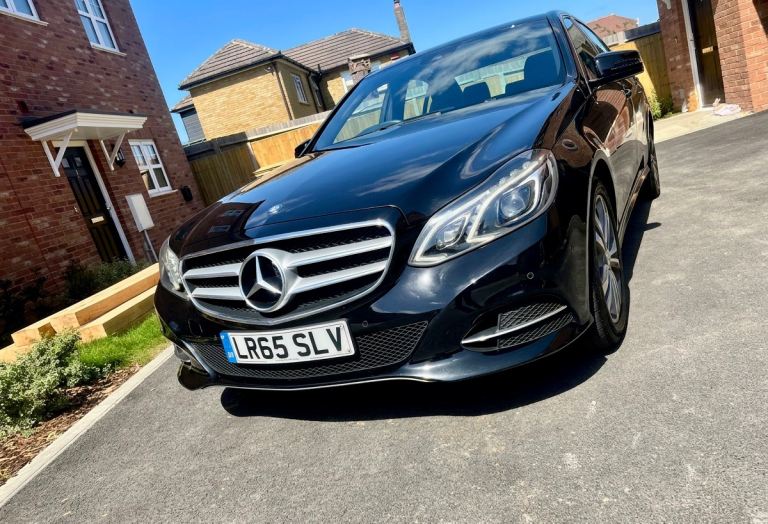 Mercedes Benz E class220 2015