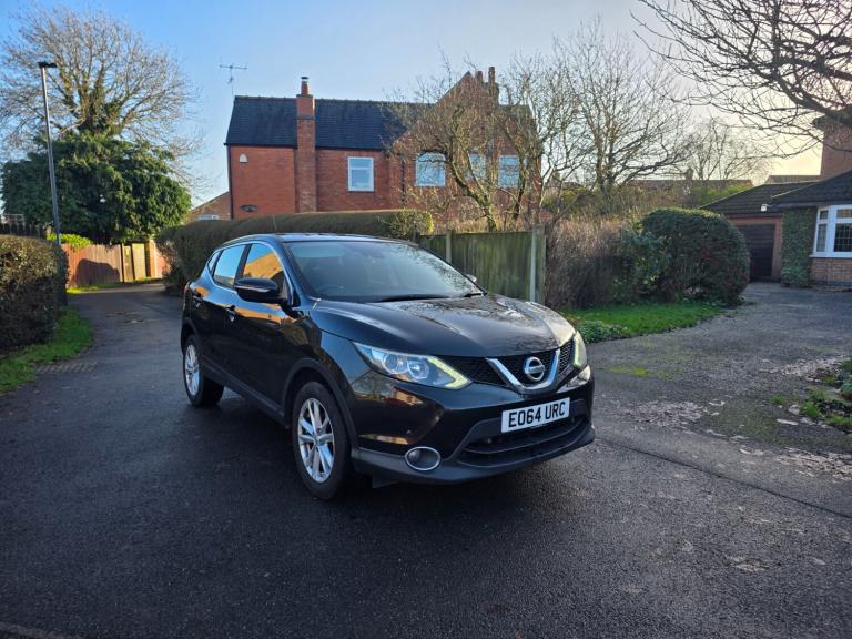 2014 Nissan Qashqai 1.5 dCi Acenta [Smart Vision Pack] 5dr HATCHBACK Diesel Manual