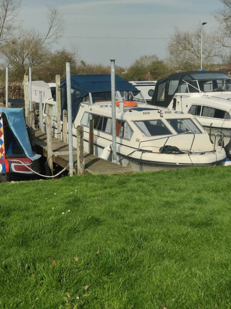 Boat, Canal, River, Cabin Cruiser, 32ft, 6 berth for sale