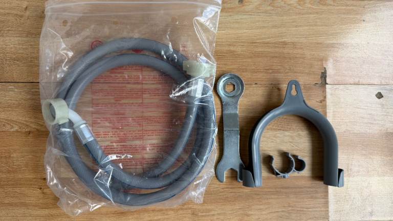 New Washing Machine dish washer Inlet Hose 1.5m and Spanner Kit