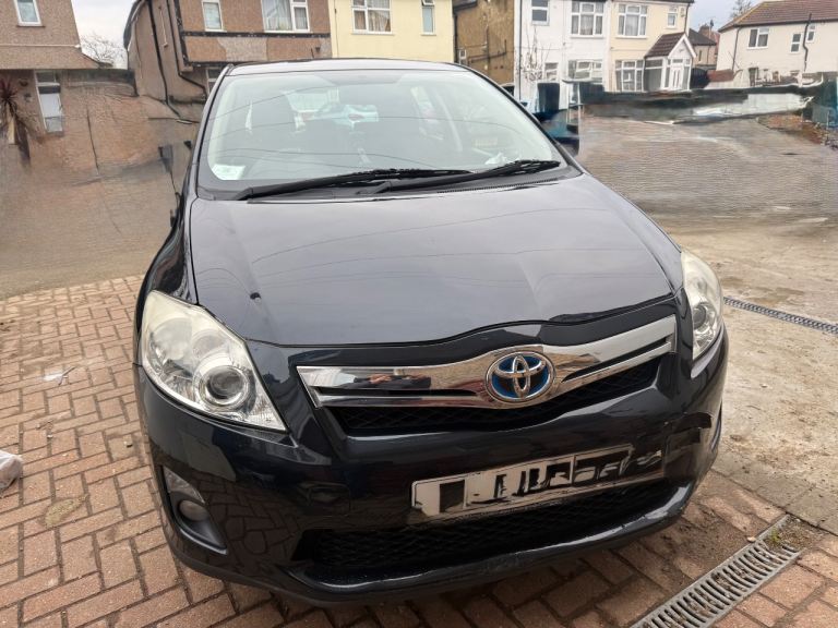 Toyota, AURIS, Hatchback, 2012, Semi-Auto, 1798 (cc), 5 doors